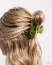 Load image into Gallery viewer, Hawaiian Harmony - Green
