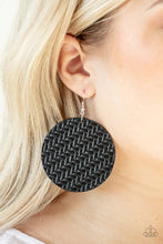 Load image into Gallery viewer, Plaited Plains - Black
