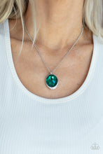 Load image into Gallery viewer, Fashion Finale - Green
